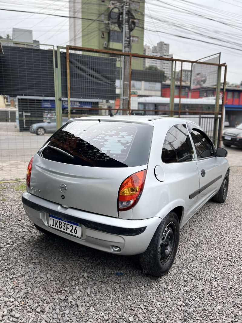 CELTA 1.0 MPFI 8V GASOLINA 2P MANUAL - 2001 - CAXIAS DO SUL