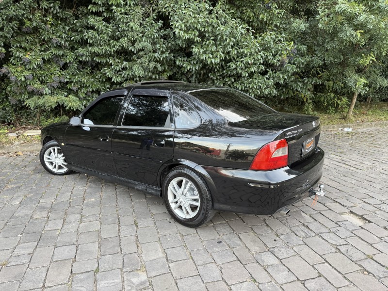 VECTRA 2.0 MPFI GLS 8V GASOLINA 4P MANUAL - 2001 - CAXIAS DO SUL