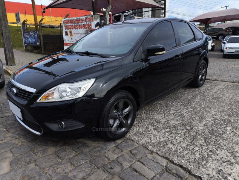FOCUS 2.0 FC 16V GASOLINA 4P MANUAL