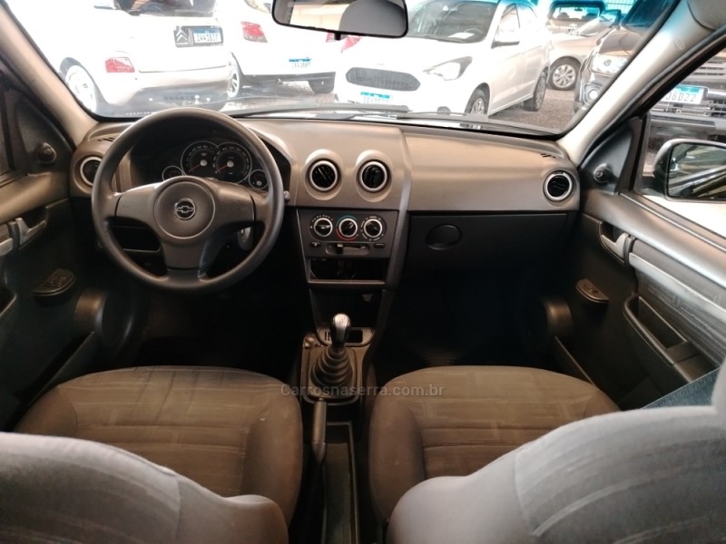 PRISMA 1.4 MPFI MAXX 8V FLEX 4P MANUAL - 2009 - CAXIAS DO SUL