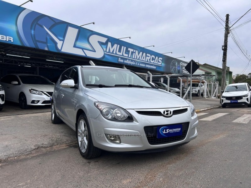I30 2.0 MPI 16V GASOLINA 4P MANUAL - 2012 - VENâNCIO AIRES