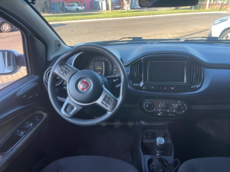 UNO 1.0 EVO ATTRACTIVE 8V FLEX 4P MANUAL - 2016 - NOVO HAMBURGO
