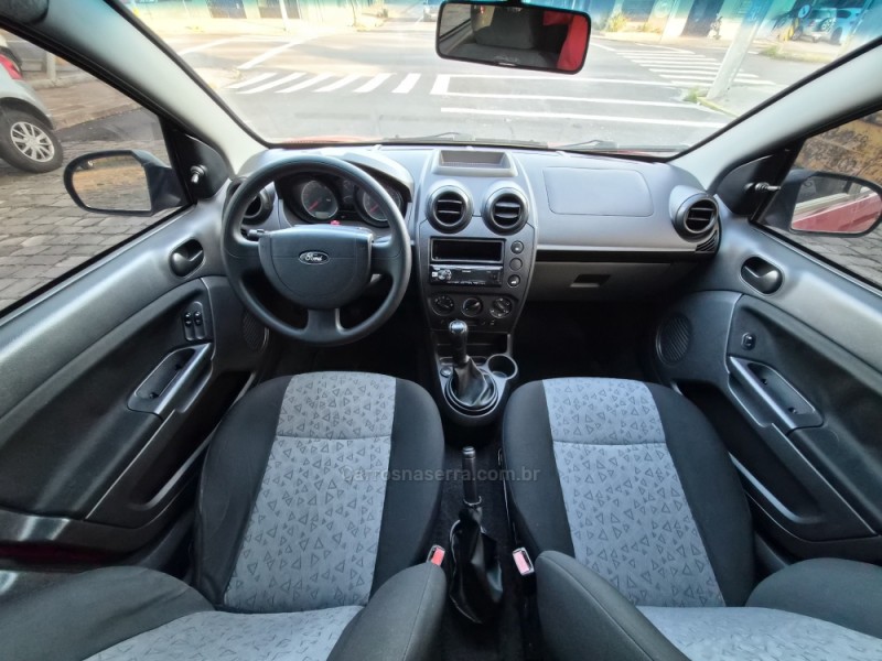 FIESTA 1.6 MPI CLASS SEDAN 8V FLEX 4P MANUAL - 2011 - CAXIAS DO SUL