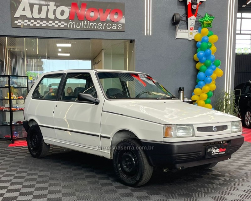 UNO 1.0 MPI MILLE FIRE 8V FLEX 2P MANUAL - 2004 - VACARIA