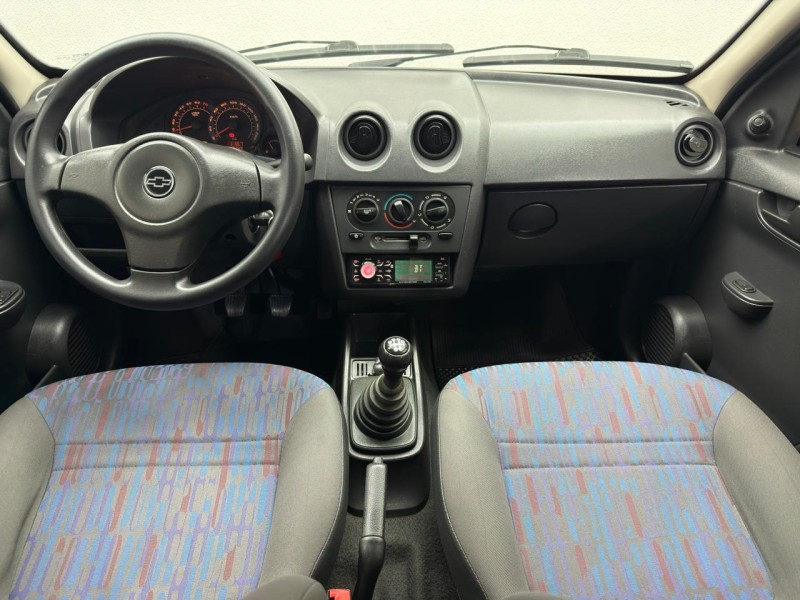 CELTA 1.0 MPFI SPIRIT 8V FLEX 4P MANUAL - 2011 - CAXIAS DO SUL