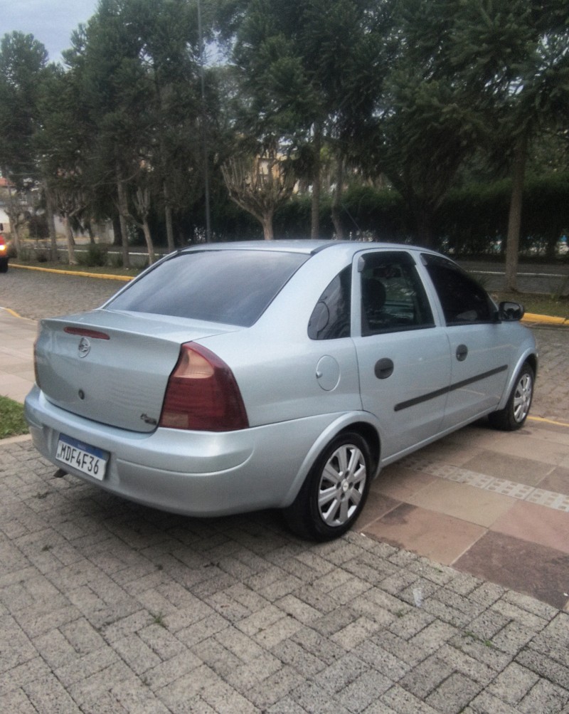 CORSA 1.8 MPFI MAXX SEDAN 8V FLEX 4P MANUAL - 2005 - FARROUPILHA