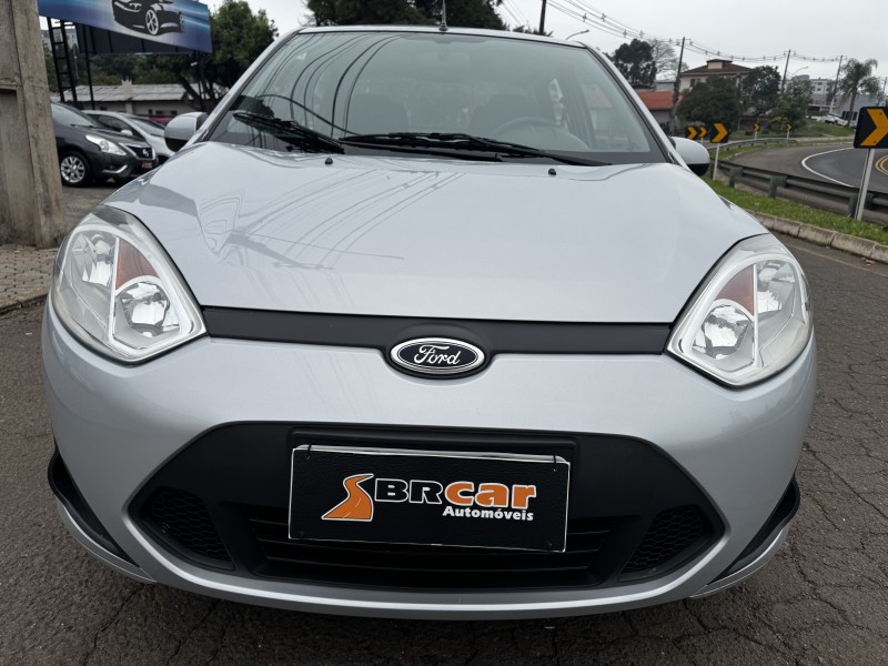 FIESTA 1.0 MPI CLASS 8V FLEX 4P MANUAL - 2011 - DOIS IRMãOS