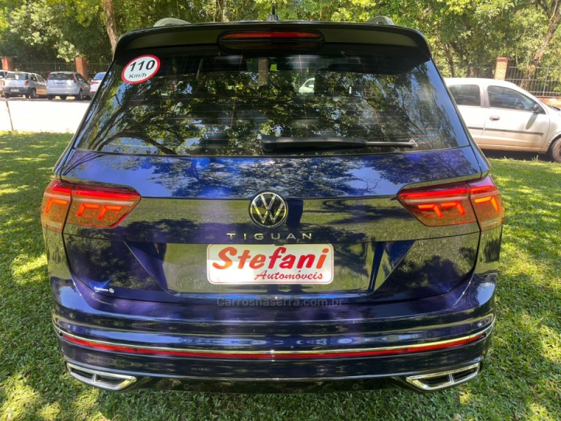 TIGUAN 2.0 ALLSPACE R-LINE 300 TSI GASOLINA 4P AUTOMÁTICO - 2024 - FELIZ