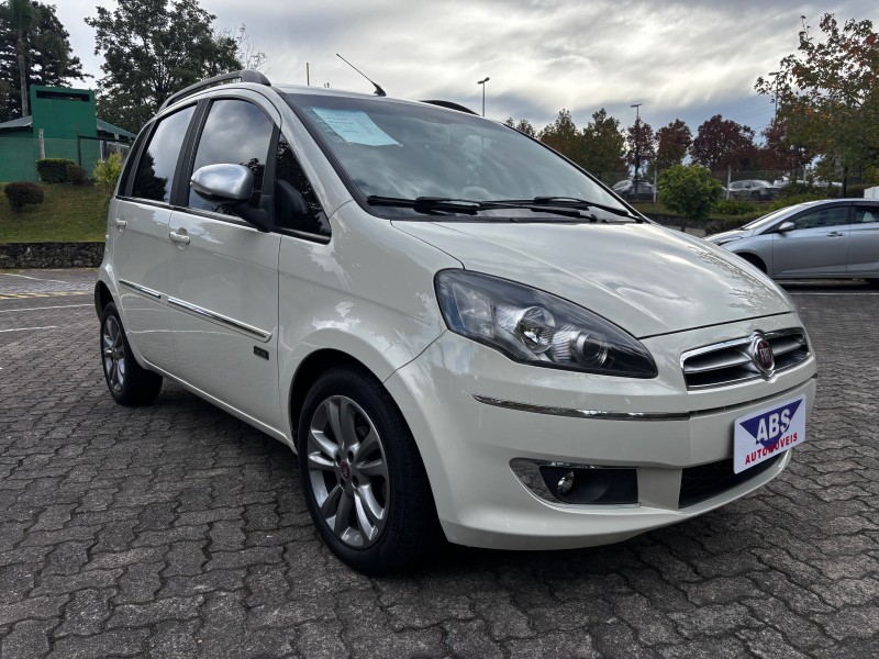 IDEA 1.6 MPI ESSENCE SUBLIME 16V FLEX 4P MANUAL - 2015 - CAXIAS DO SUL