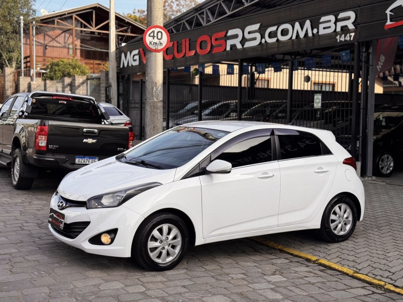 HB20 1.6 COMFORT PLUS 16V FLEX 4P MANUAL