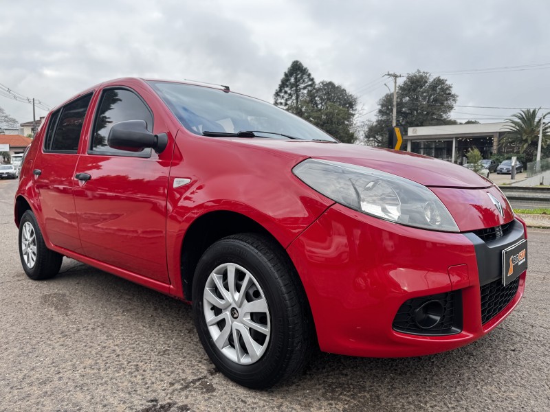 SANDERO 1.0 AUTHENTIQUE 16V FLEX 4P MANUAL - 2014 - DOIS IRMãOS