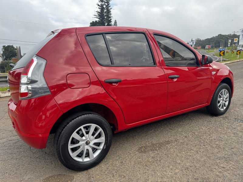 SANDERO 1.0 AUTHENTIQUE 16V FLEX 4P MANUAL - 2014 - DOIS IRMãOS