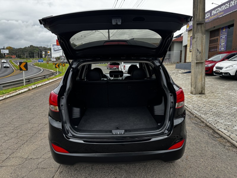 IX35 2.0 MPI 4X2 16V GASOLINA 4P MANUAL - 2011 - DOIS IRMãOS