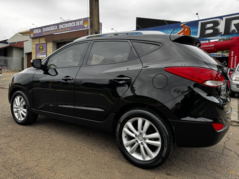 IX35 2.0 MPI 4X2 16V GASOLINA 4P MANUAL - 2011 - DOIS IRMãOS