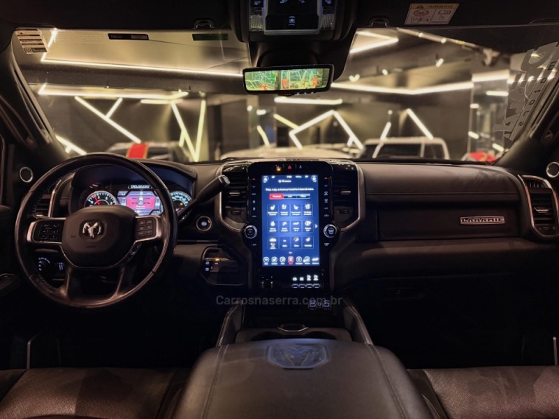 2500 LARAMIE 6.7 NIGHT ED TURBO CD 4X4 DIESEL 4P AUTOMÁTICO - 2021 - NOVO HAMBURGO