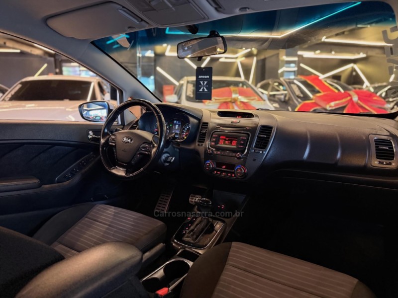 CERATO 1.6 EX3 SEDAN 16V GASOLINA 4P AUTOMÁTICO - 2019 - NOVO HAMBURGO