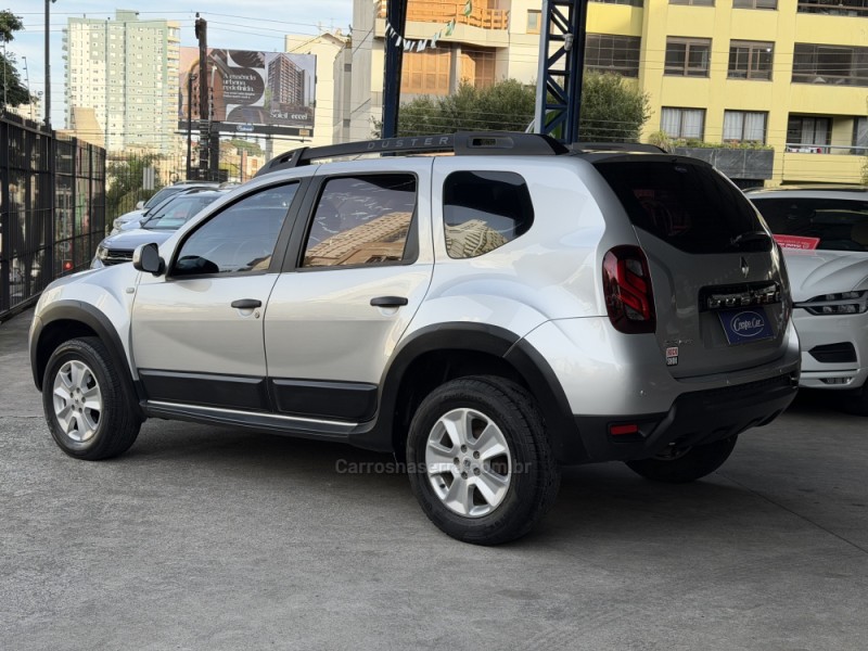 DUSTER 1.6 EXPRESSION 4X2 16V FLEX 4P MANUAL - 2016 - CAXIAS DO SUL