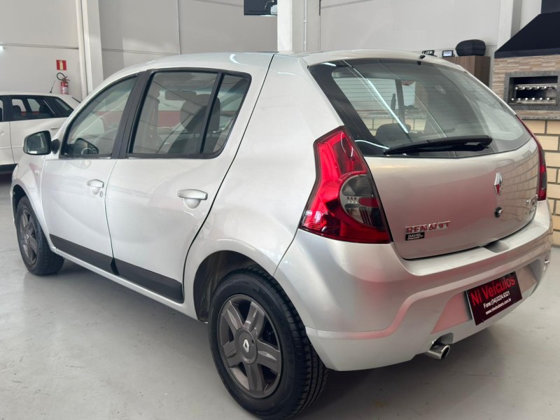 SANDERO 1.6 VIBE 8V FLEX 4P MANUAL - 2010 - CAXIAS DO SUL