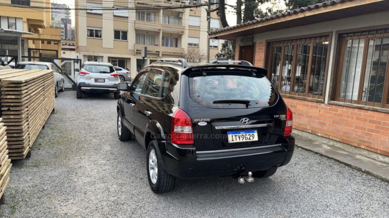 TUCSON 2.0 MPFI GLS 16V 143CV 2WD FLEX 4P AUTOMÁTICO - 2013 - GARIBALDI