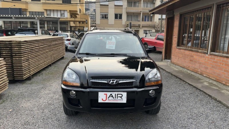 TUCSON 2.0 MPFI GLS 16V 143CV 2WD FLEX 4P AUTOMÁTICO - 2013 - GARIBALDI