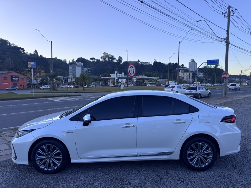 COROLLA 1.8 ALTIS 16V HÍBRIDO 4P AUTOMÁTICO - 2020 - CAXIAS DO SUL