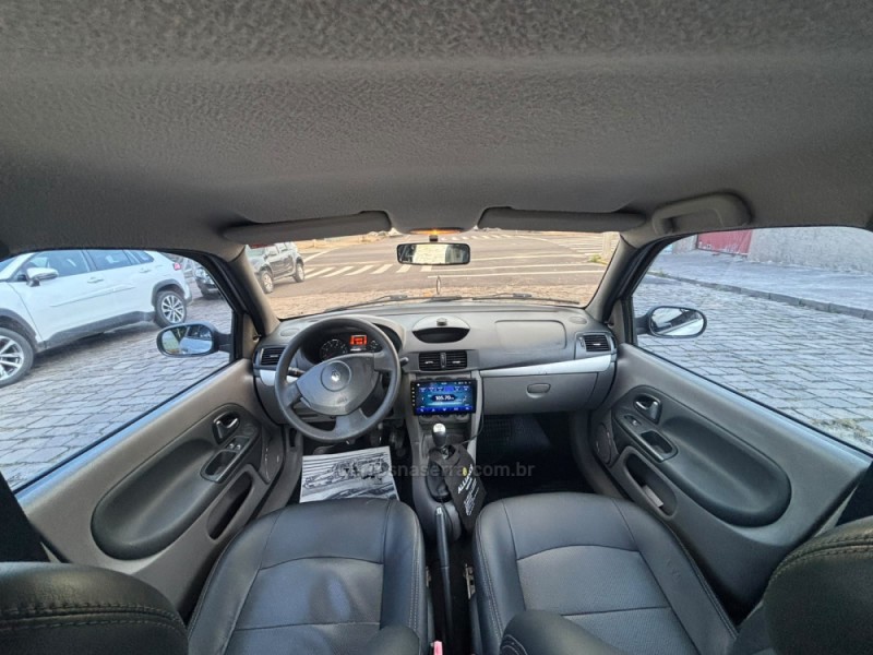 SYMBOL 1.6 EXPRESSION 16V FLEX 4P MANUAL - 2012 - CAXIAS DO SUL