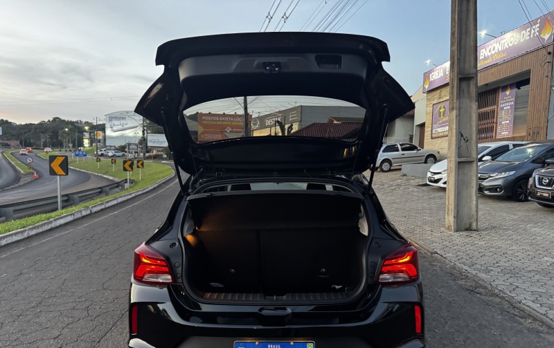 ONIX 1.0 LT 12V FLEX 4P MANUAL - 2025 - DOIS IRMãOS