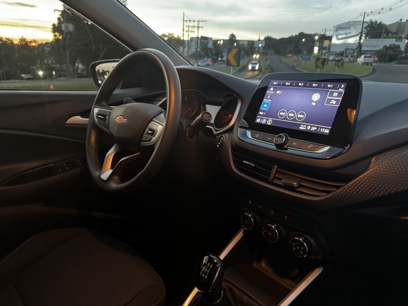 ONIX 1.0 LT 12V FLEX 4P MANUAL - 2025 - DOIS IRMãOS