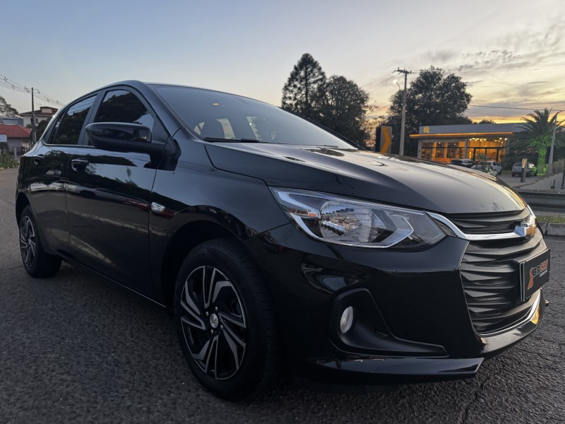 ONIX 1.0 LT 12V FLEX 4P MANUAL - 2025 - DOIS IRMãOS