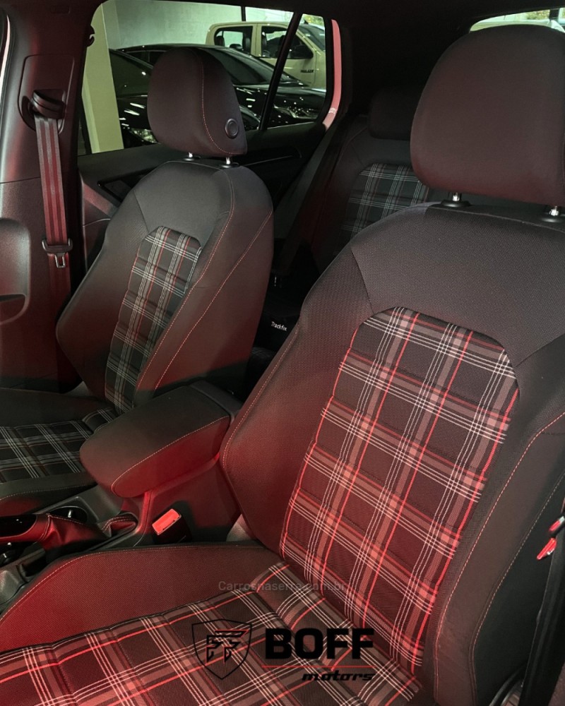GOLF 2.0 TSI GTI 16V TURBO GASOLINA 4P AUTOMÁTICO - 2015 - CAXIAS DO SUL