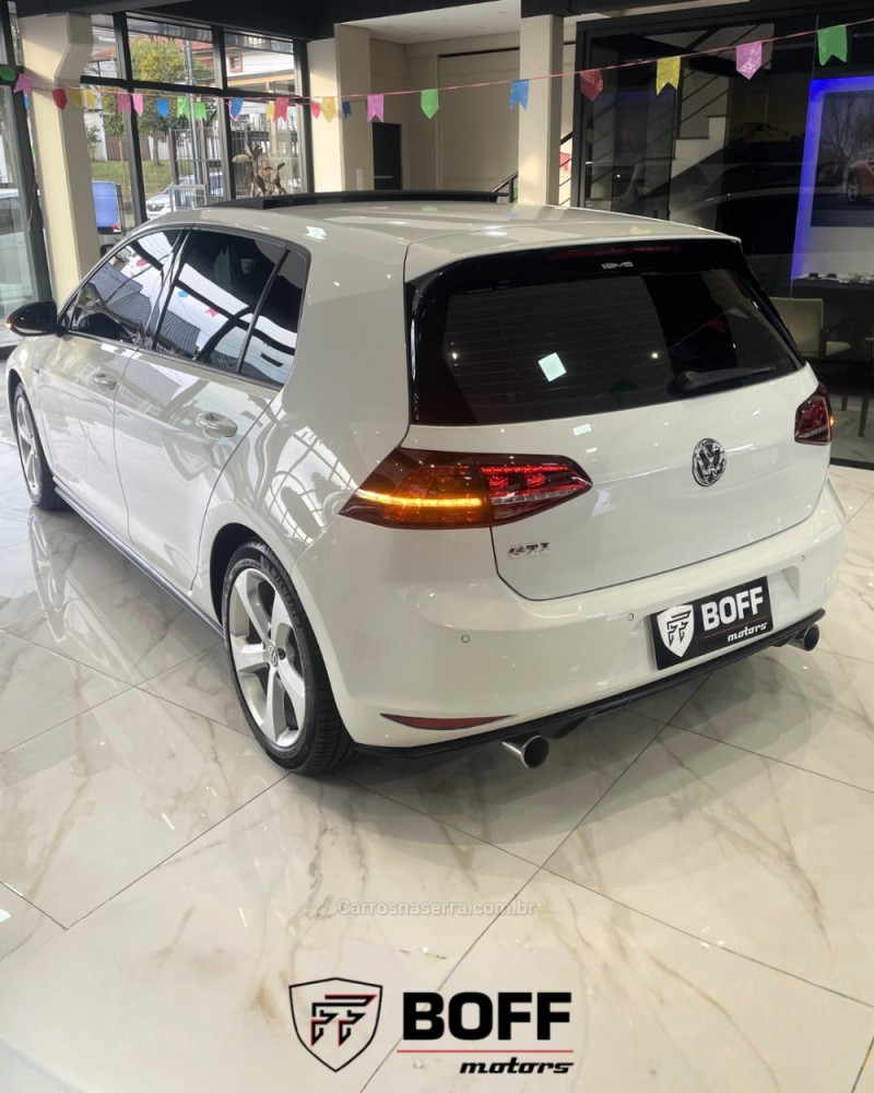 GOLF 2.0 TSI GTI 16V TURBO GASOLINA 4P AUTOMÁTICO - 2015 - CAXIAS DO SUL