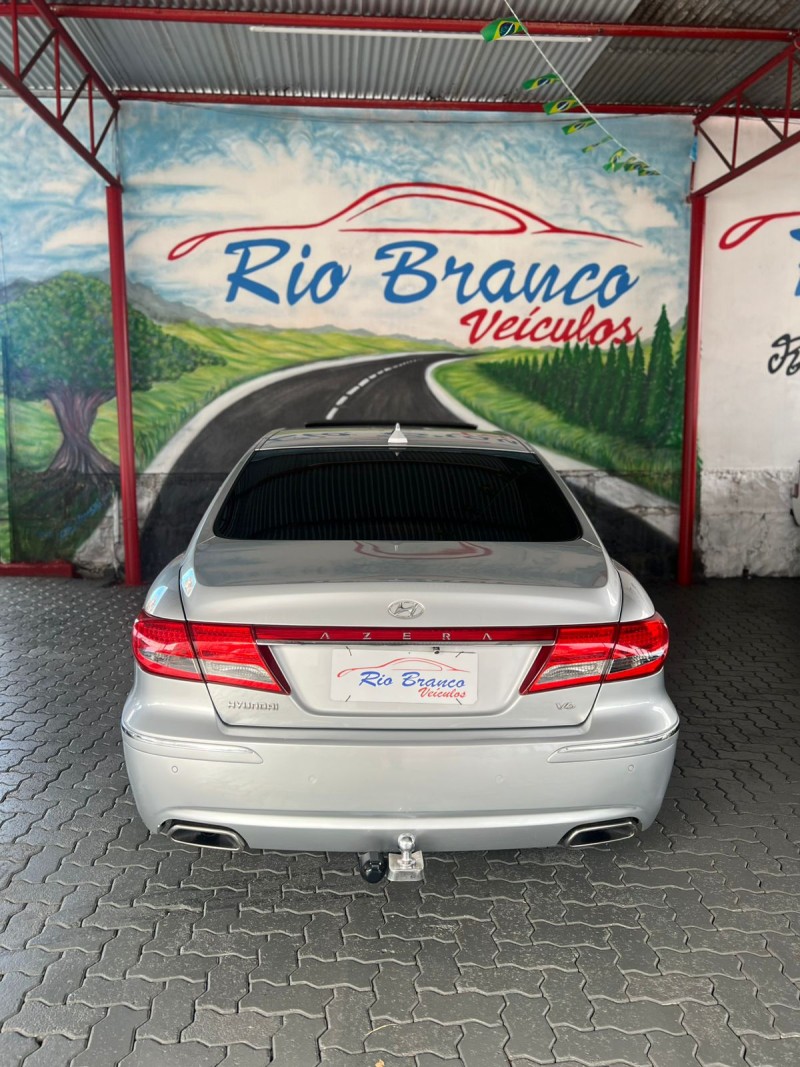 AZERA 3.3 MPFI GLS SEDAN V6 24V GASOLINA 4P AUTOMÁTICO - 2011 - CAXIAS DO SUL