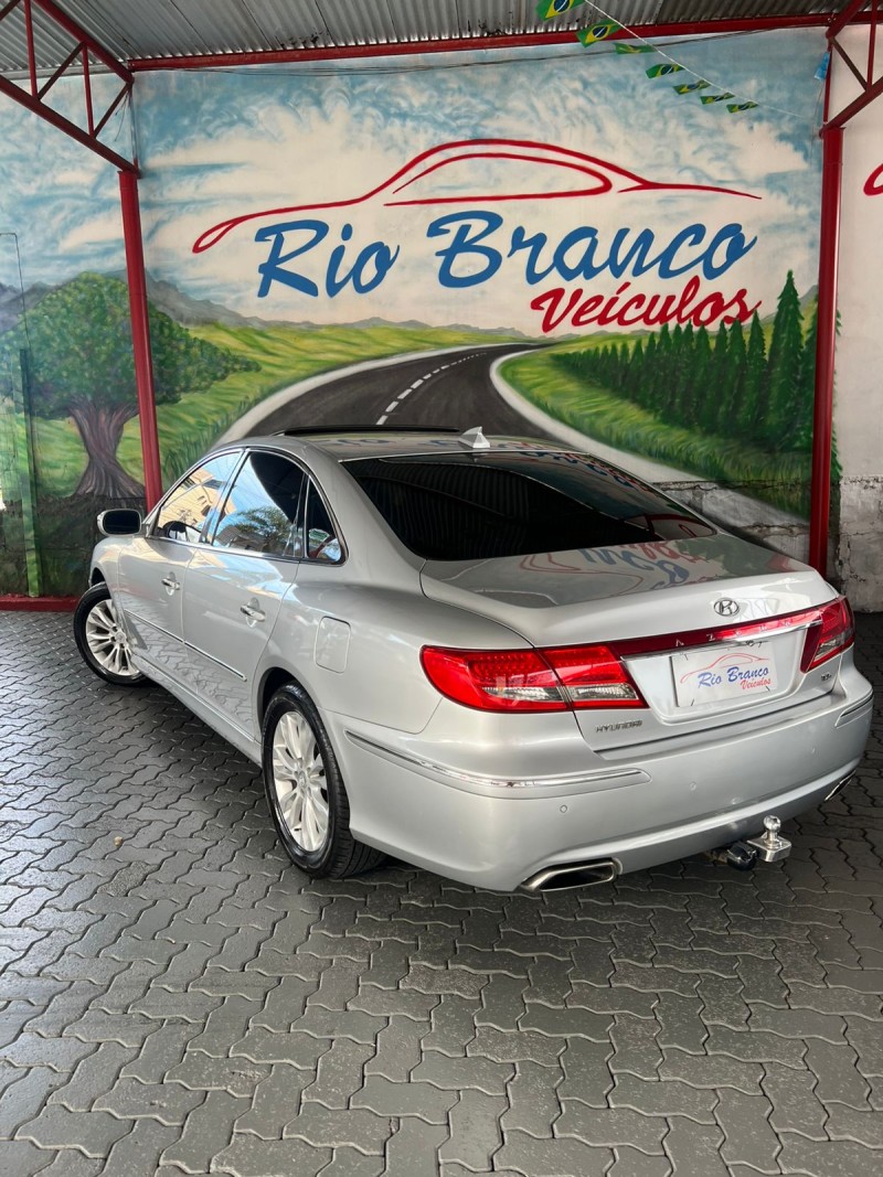 AZERA 3.3 MPFI GLS SEDAN V6 24V GASOLINA 4P AUTOMÁTICO - 2011 - CAXIAS DO SUL