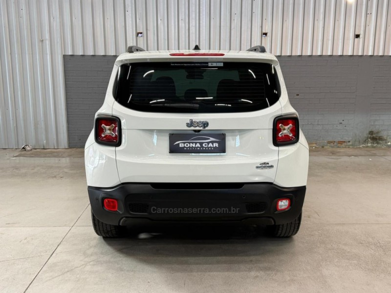 RENEGADE 1.8 16V FLEX LONGITUDE 4P AUTOMÁTICO - 2016 - CAXIAS DO SUL