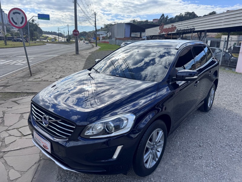 xc60 2.0 t5 kinetic gasolina 4p automatico 2017 caxias do sul