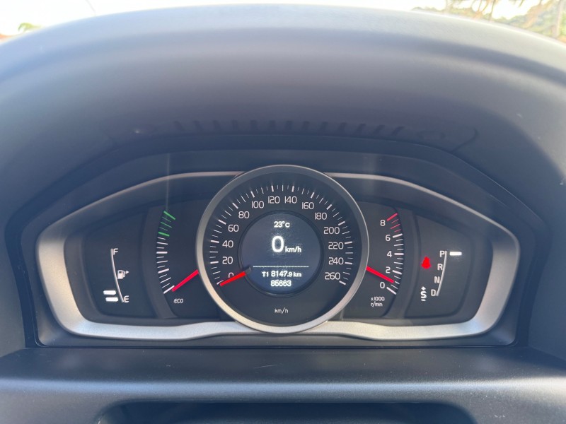 XC60 2.0 T5 KINETIC GASOLINA 4P AUTOMÁTICO - 2017 - CAXIAS DO SUL