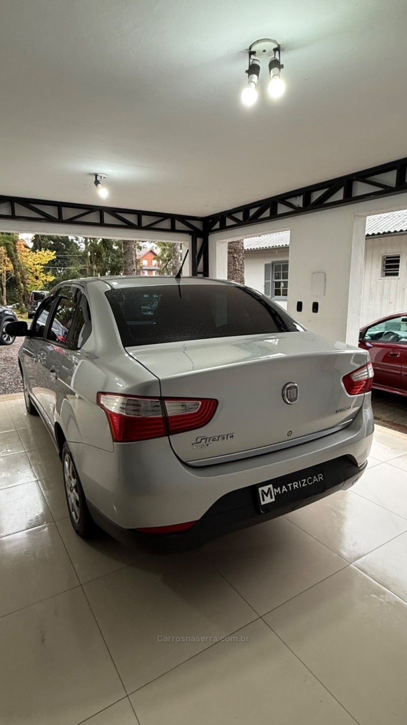 SIENA 1.4 MPI ATTRACTIVE 8V FLEX 4P MANUAL - 2013 - CANELA