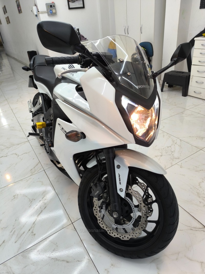 CB 650 F ABS - 2015 - CAXIAS DO SUL