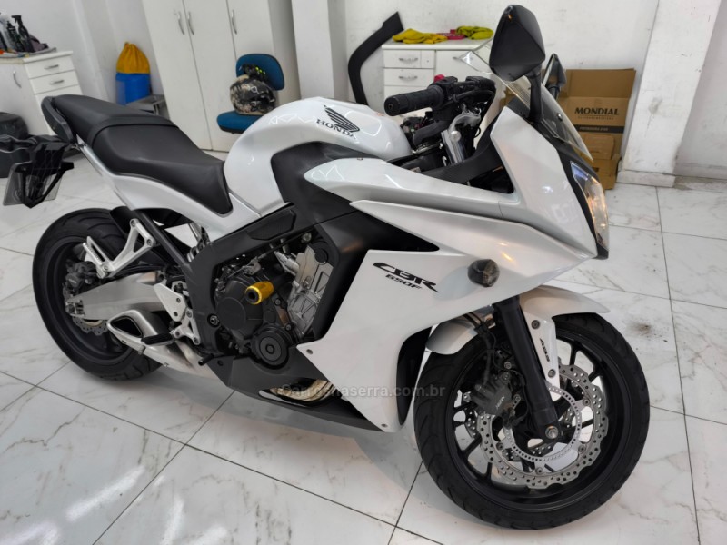 CB 650 F ABS - 2015 - CAXIAS DO SUL