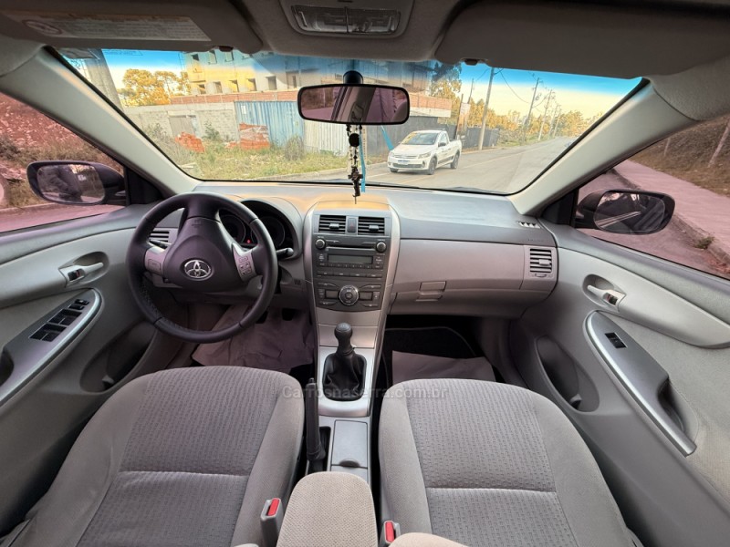 COROLLA 1.8 GLI 16V FLEX 4P MANUAL - 2010 - CAXIAS DO SUL