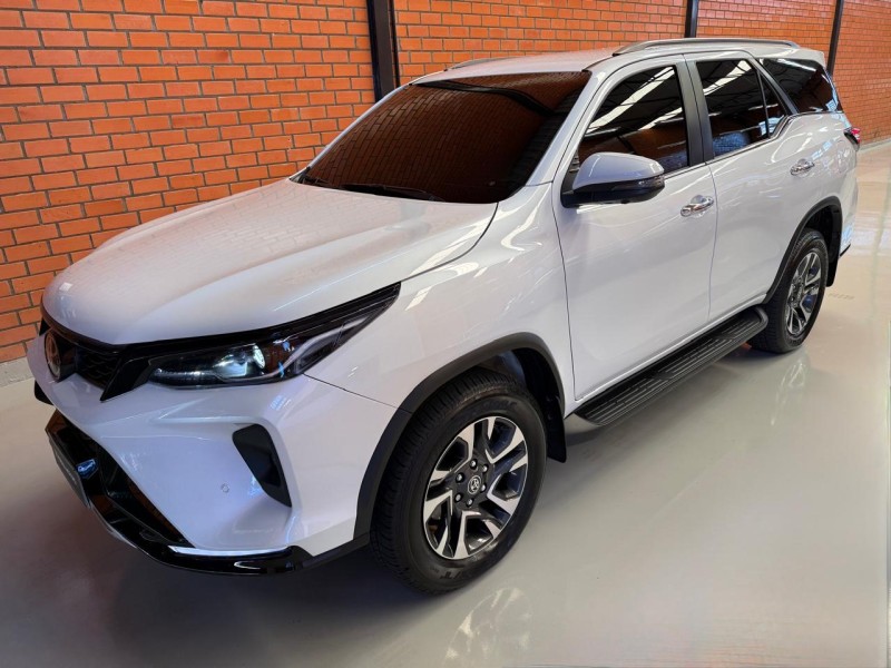 hilux sw4 2.8 4x4 srx platinum turbo diesel 4p automatico 2025 bento goncalves