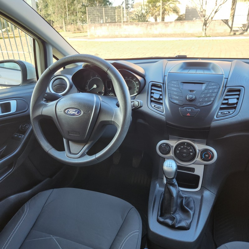 FIESTA 1.6 SE HATCH 16V FLEX 4P MANUAL - 2017 - BENTO GONçALVES