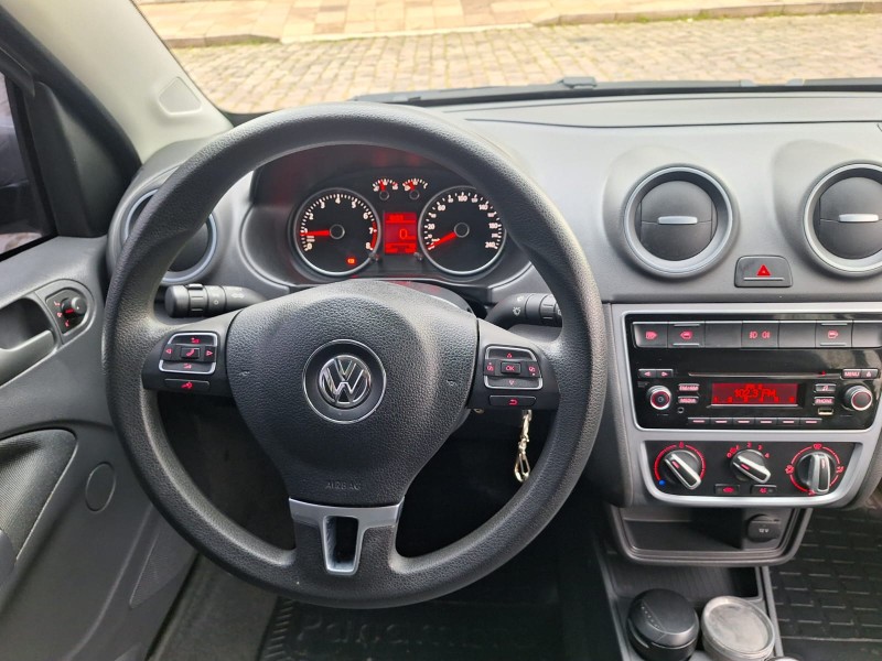 VOYAGE 1.6 MI COMFORTLINE 8V FLEX 4P MANUAL - 2015 - CAXIAS DO SUL