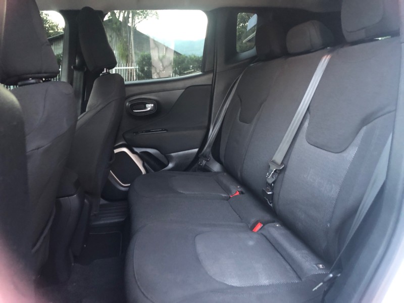 RENEGADE 1.8 16V FLEX LONGITUDE 4P AUTOMÁTICO - 2016 - VALE REAL