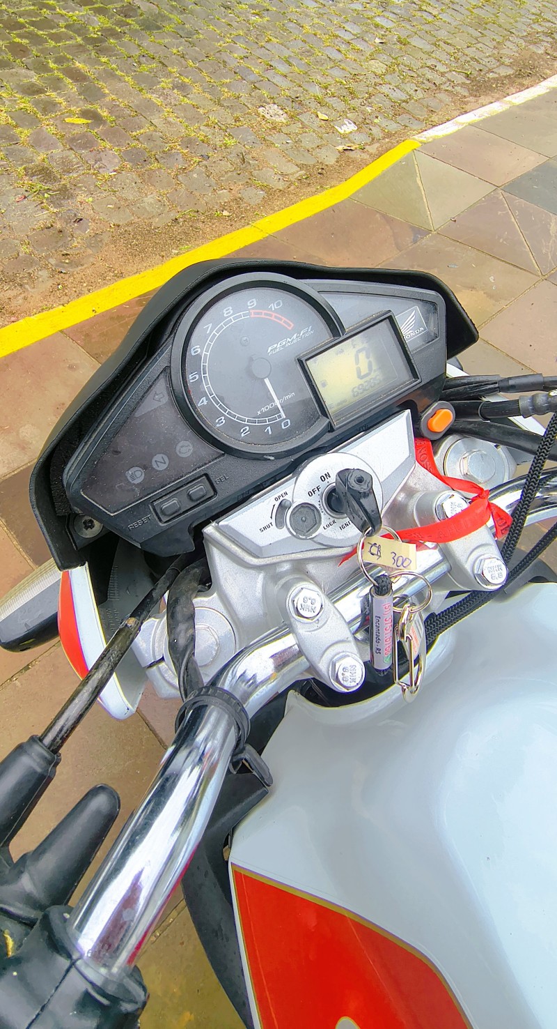 CB 300R ABS - 2012 - FARROUPILHA