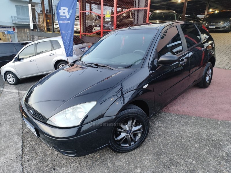 FOCUS 1.6 GL 8V FLEX 4P MANUAL - 2009 - FARROUPILHA