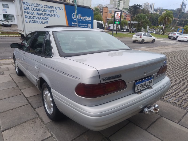 TAURUS 3.0 LX V6 24V GASOLINA 4P AUTOMÁTICO - 1995 - CAXIAS DO SUL