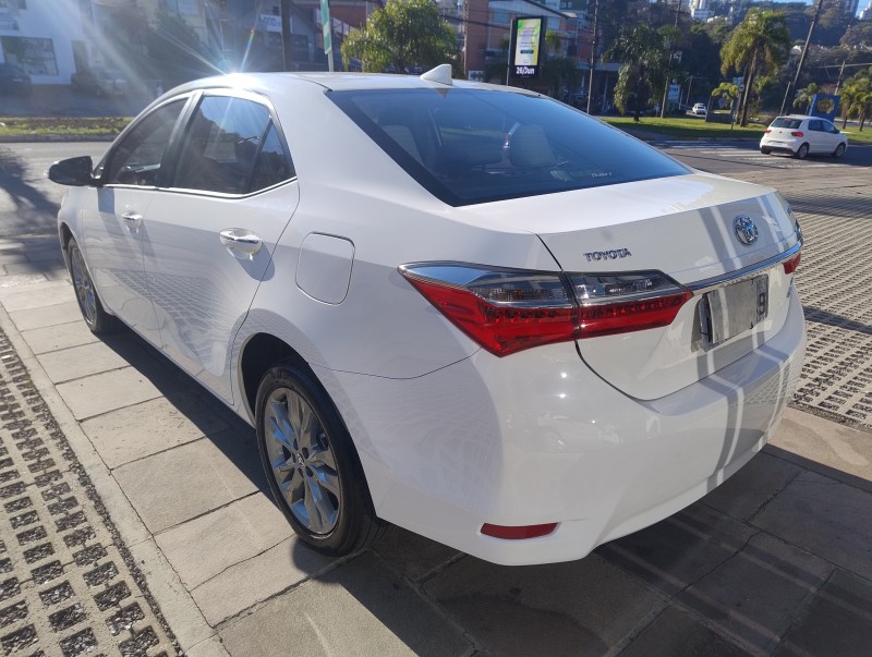 COROLLA 2.0 XEI 16V FLEX 4P AUTOMÁTICO - 2018 - CAXIAS DO SUL