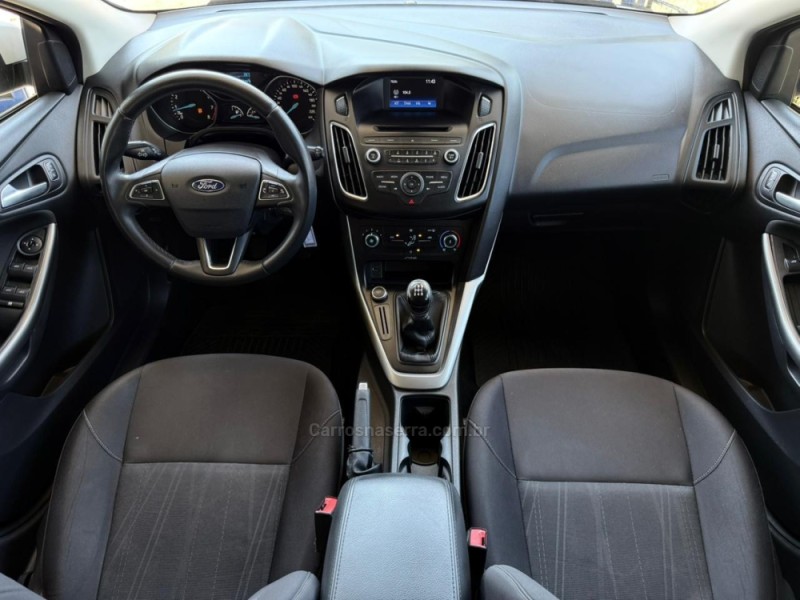 FOCUS 1.6 SE 16V FLEX 4P MANUAL - 2018 - LAGOA VERMELHA