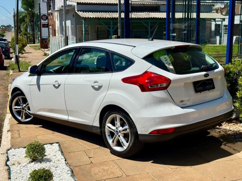 FOCUS 1.6 SE 16V FLEX 4P MANUAL - 2018 - LAGOA VERMELHA